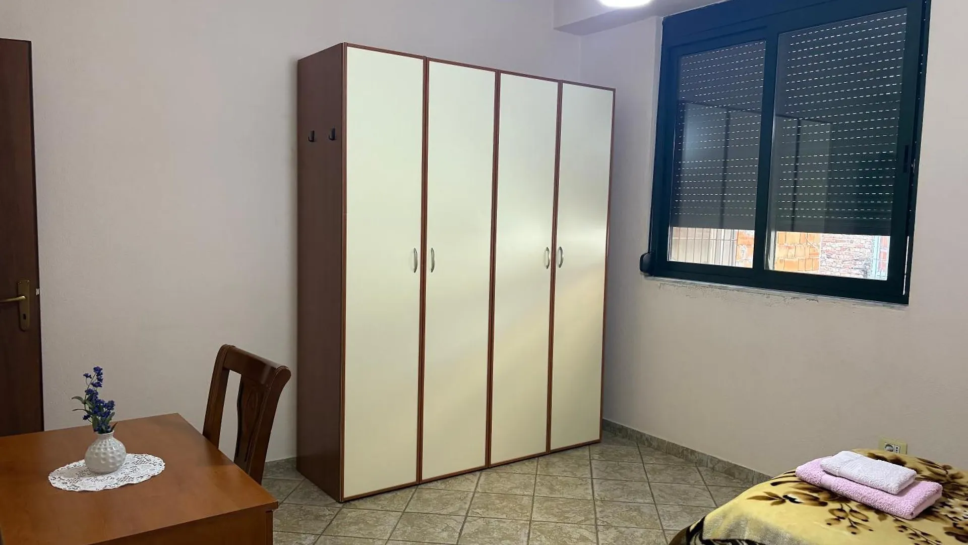 Friends House Bed & Breakfast Tirana Albania